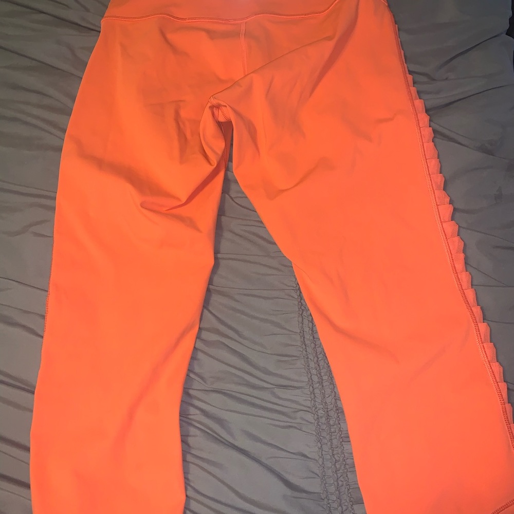 Lululemon Capri - Picture 3 of 4